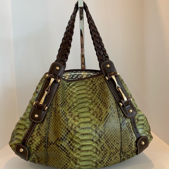 Gucci purse ! - Picture 1 of 4